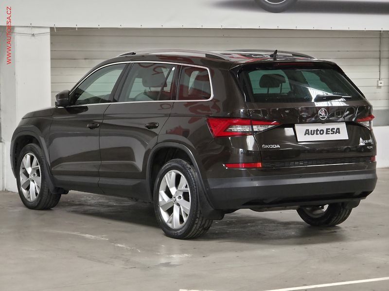 Škoda Kodiaq (2017) 2.0 TDi 4x4, 7míst, ČR - fotka 4 z 18