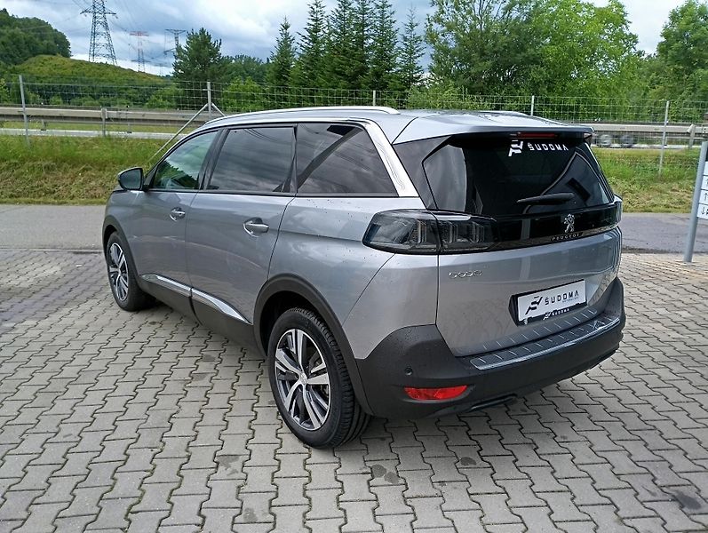 Peugeot 5008 (2021) ALLURE PACK PureTech 130 EAT8 - fotka 4 z 24
