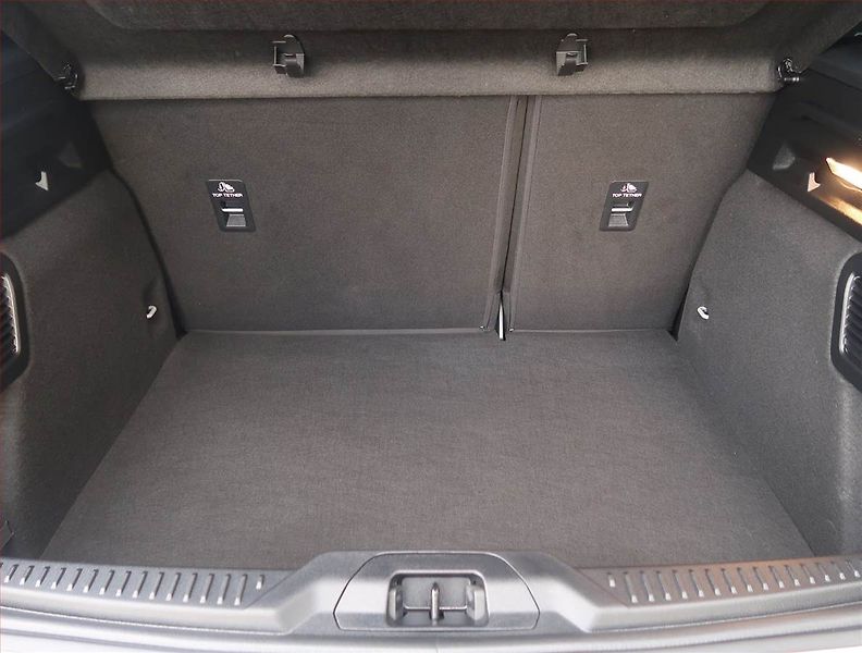 Ford Focus (2022) ST-Line 1.0 MHEV, Serv.kniha - fotka 13 z 16