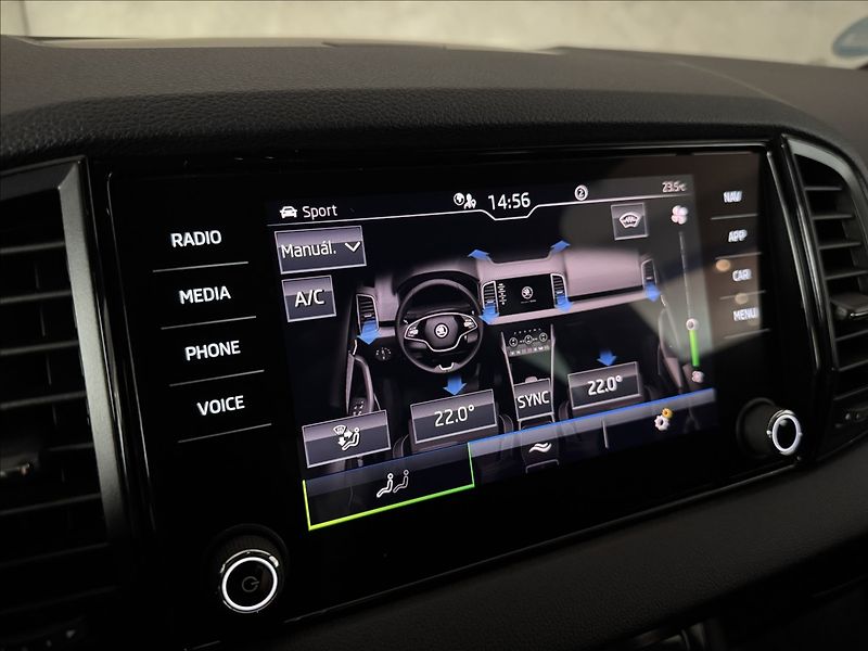 Škoda Karoq 1,5 TSi  DSG Sportline Kessy L - fotka 42 z 49