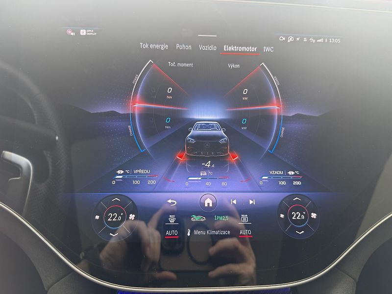 Mercedes-Benz EQE (2023) EQE 43 AMG 4MATIC SUV - fotka 36 z 54
