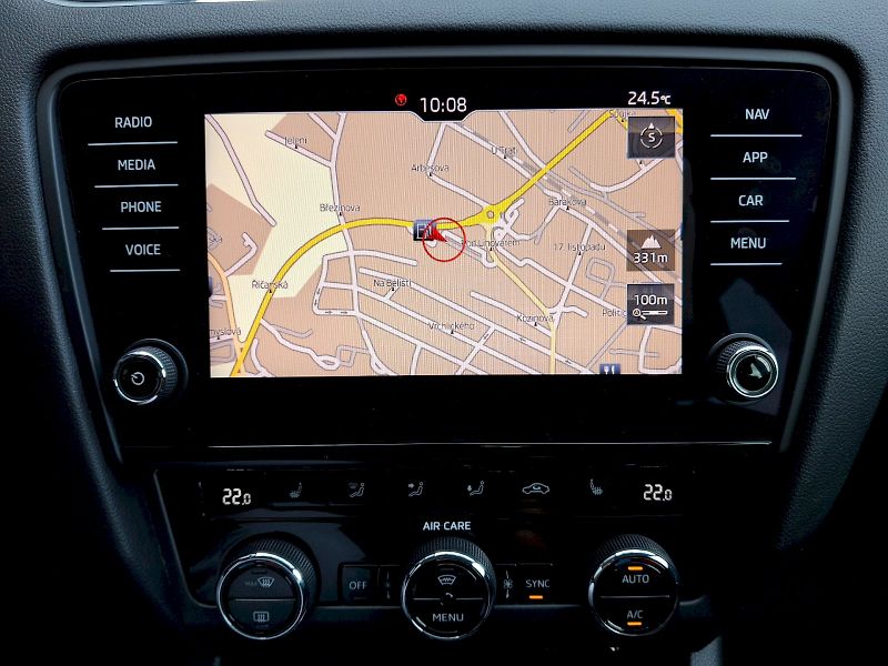 Škoda Octavia (2017) Combi Style Plus 1,4TSi 110kW - fotka 26 z 35