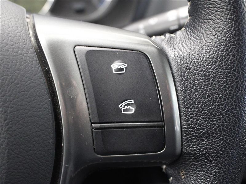 Toyota Yaris 1,5 i Hybrid Comfort At. - fotka 19 z 31