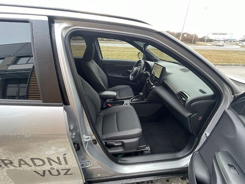 Toyota Yaris Cross 1.5 Hybrid 116HP FWD Style - fotka 28 z 29