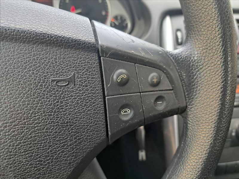 Mercedes-Benz Třídy B B180 i   1,7 - fotka 32 z 35