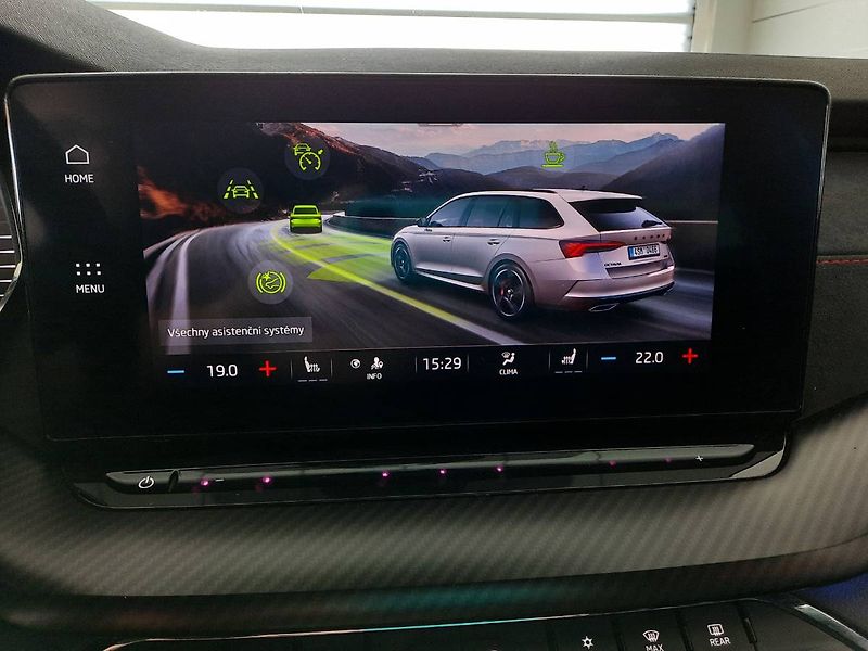 Škoda Octavia (2021) Combi RS 2.0 TSI (180kW/245k) - fotka 19 z 27