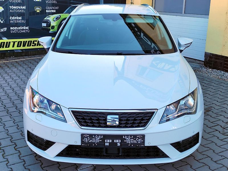Seat Leon 1,2 ST Style 1maj*SERV.KNÍŽKA* - fotka 2 z 44