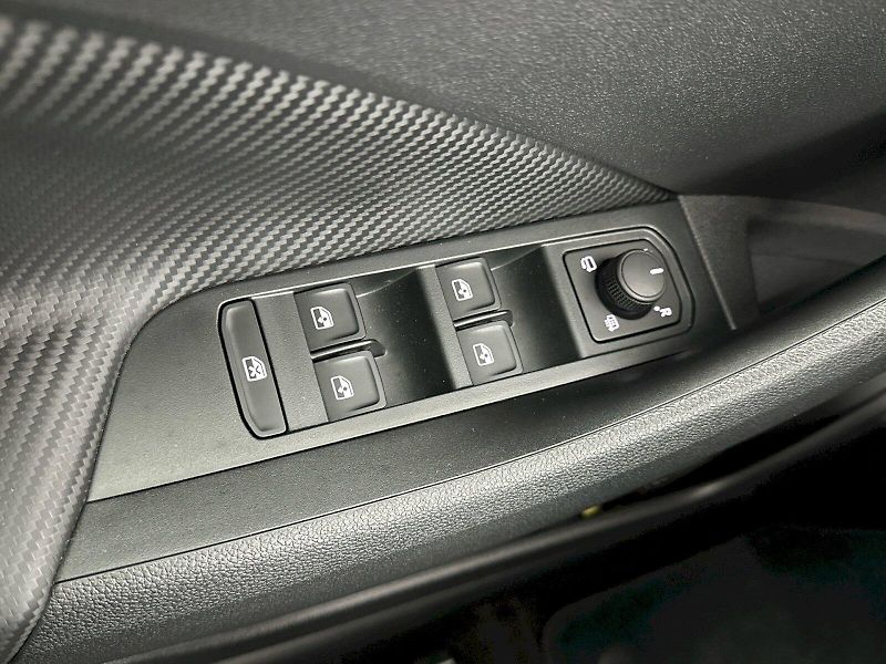 Škoda Scala (2025) DSG 1.5TSI 110kW Monte Carlo - fotka 26 z 32