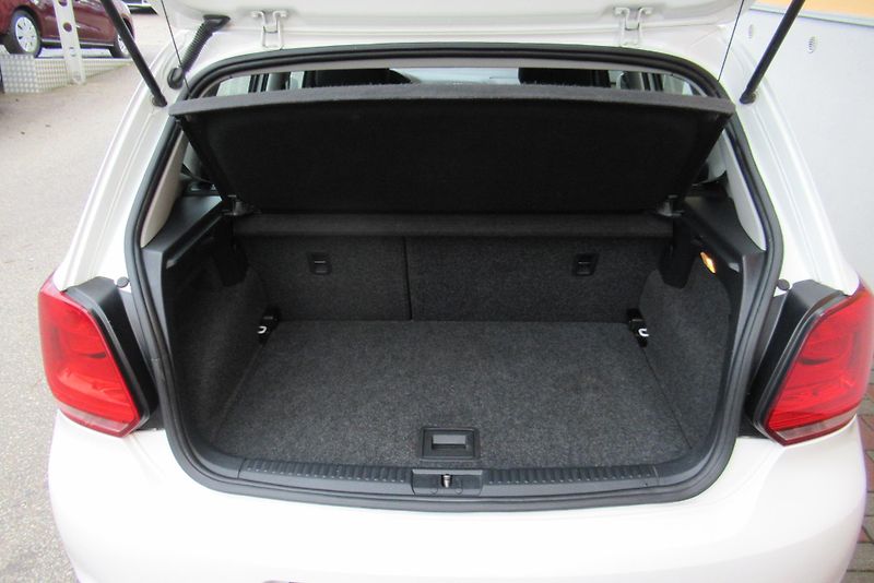 Volkswagen Polo 1.2 TDI KLIMA - fotka 17 z 19