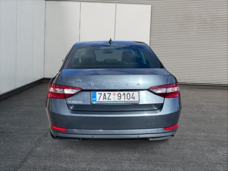 Škoda Superb 2,0 TDI 140 Style 4x4 AT - fotka 5 z 11