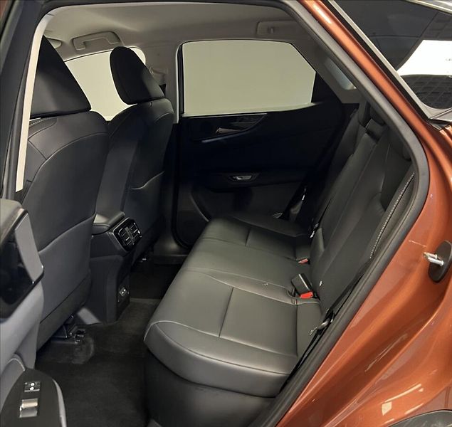 Lexus NX 350h 350H 2,5 HEV EXECUTIVE TOP - fotka 8 z 17