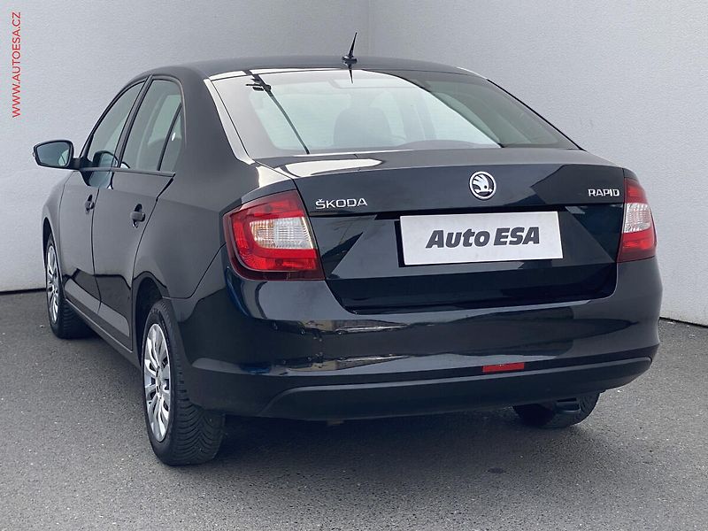 Škoda Rapid (2019) 1.0 TSi, Active - fotka 6 z 15