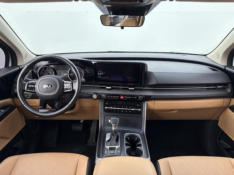 Kia Carnival (2022) 2.2 Diesel Automat 6+3 míst - fotka 8 z 34