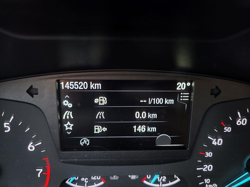 Ford Focus TREND 1.0 EcoBoost 92kW kombi - fotka 11 z 43