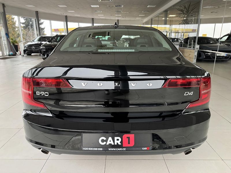Volvo S90 D4 Aut*140kW*LED*Kamera*Tažné - fotka 6 z 33