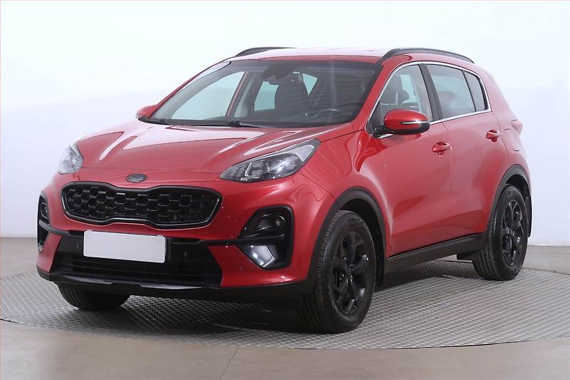 Kia Sportage (2021) Black Edition 1.6 CRDi - fotka 2 z 24