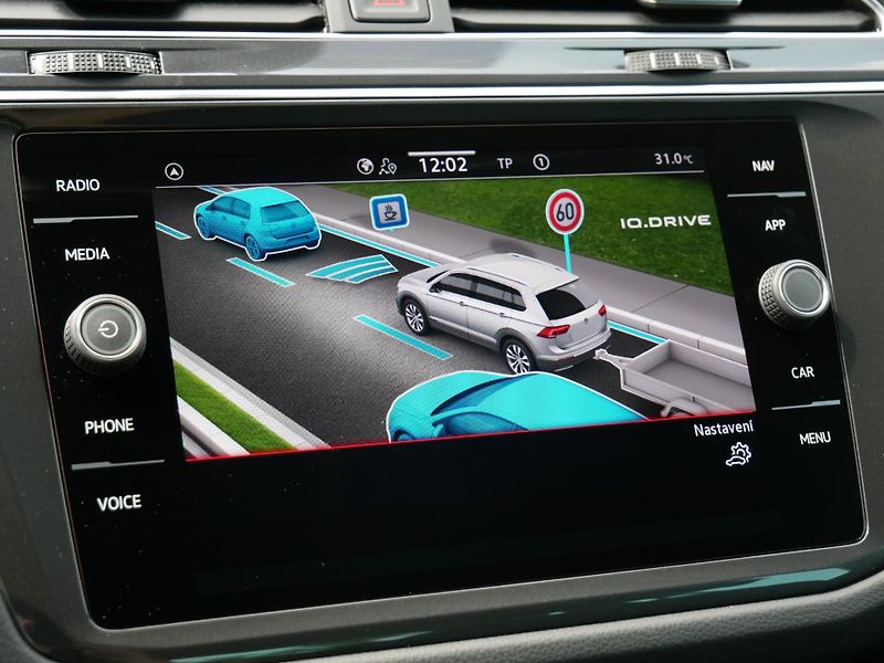 Volkswagen Tiguan - fotka 18 z 25