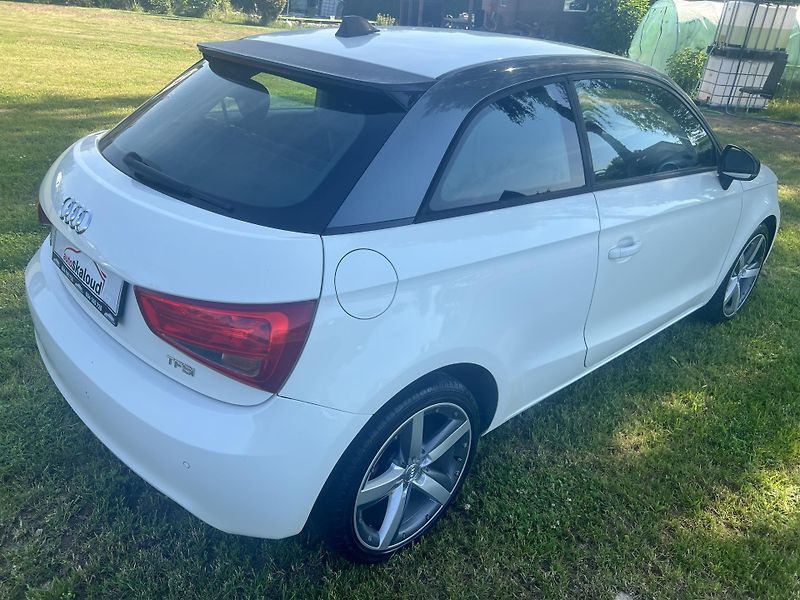 Audi A1 1.2TFSI 63KW,KůŽE,NAVI,2xALU - fotka 7 z 40