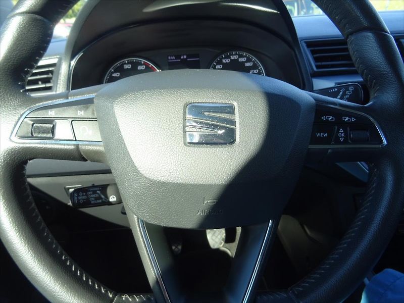 Seat Arona 1,0 TSi 70 kw - fotka 27 z 36