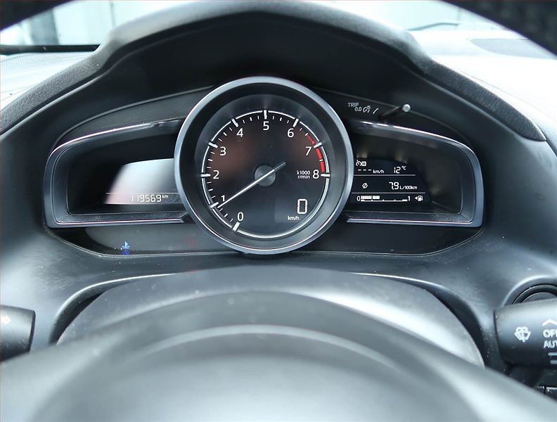 Mazda 3 (2018) 2.0 Skyactiv-G, Serv.kniha - fotka 11 z 15