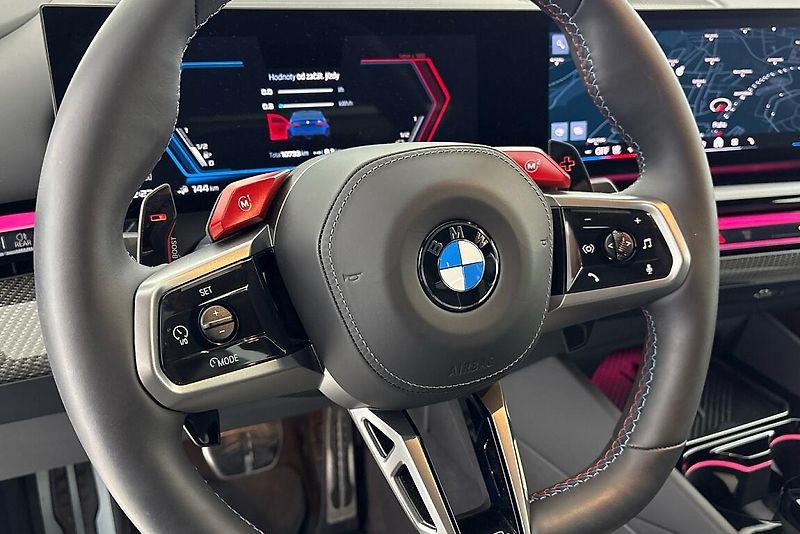BMW M5 Sedan - fotka 20 z 24