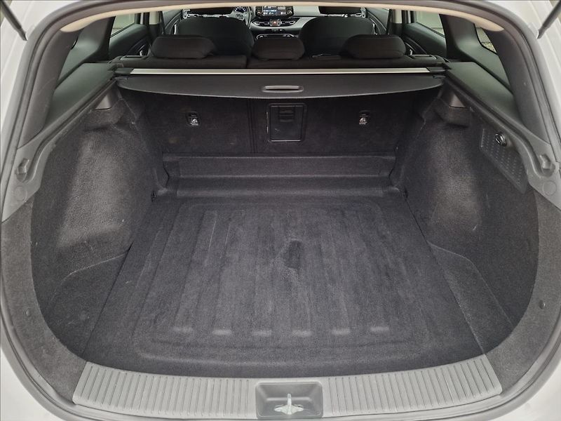 Hyundai i30 1.0 T-GDI Comfort,ČR,1.Maj. - fotka 16 z 49