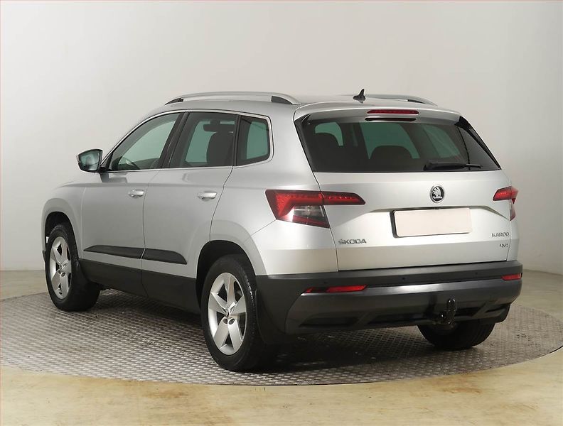 Škoda Karoq (2019) Style Plus 2.0 TDI - fotka 4 z 23