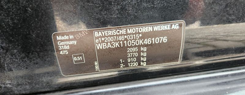 BMW Řada 3 (2015) 3 - 2.0d*XENON*AUTOMAT*TAŽNÉ* - fotka 19 z 50