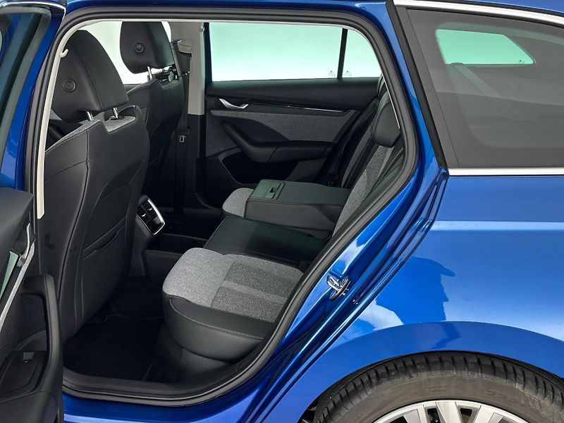 Škoda Octavia Top Selection - fotka 8 z 28