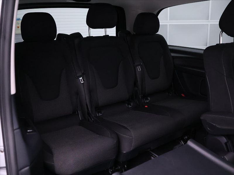 Mercedes-Benz Třídy V 2,1 220d L120kW AMG Paket DPH - fotka 14 z 32