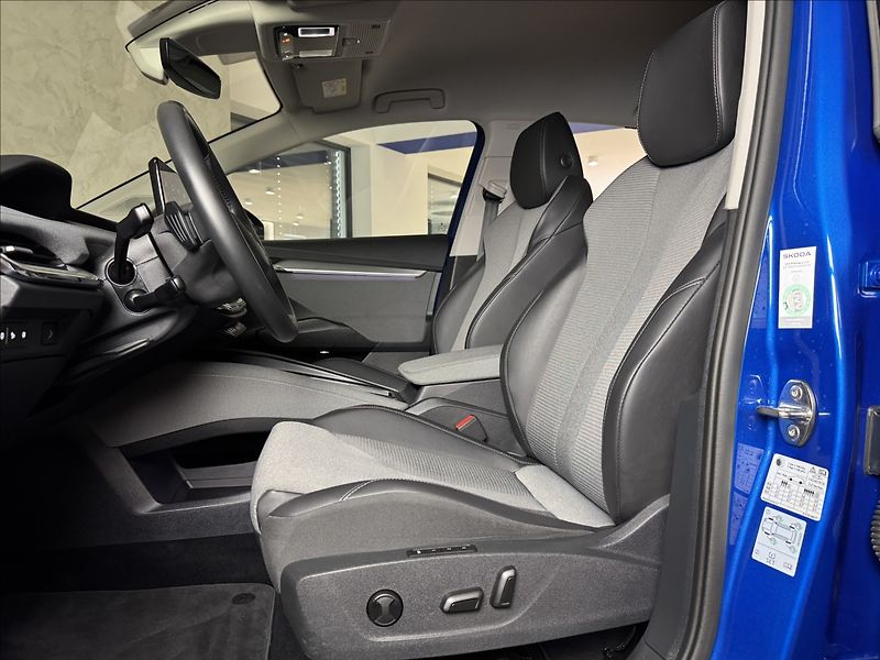 Škoda Enyaq 80 Tepelko LED Matrix Assist - fotka 23 z 50