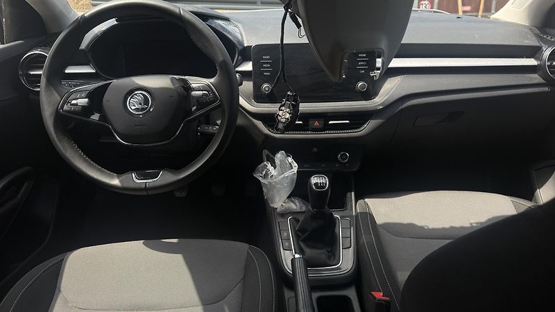 Škoda Fabia (2022) 1.0TSI 81KW  - fotka 9 z 9
