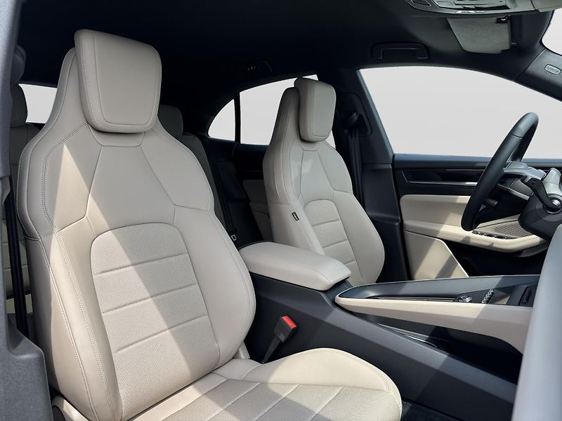 Porsche Macan - fotka 16 z 30