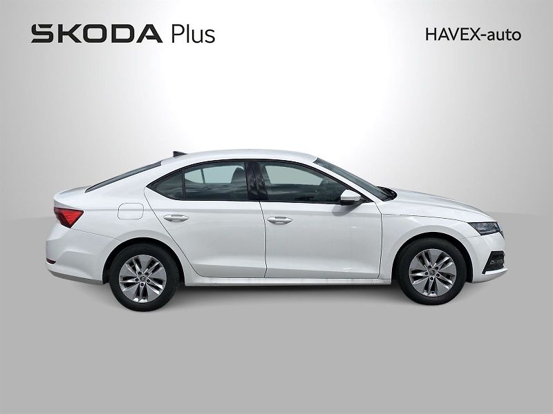 Škoda Octavia (2024) 1.5 TSI Ambition+ - fotka 3 z 34