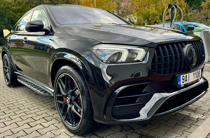 Mercedes-Benz GLE (2021) - fotka 2 z 15