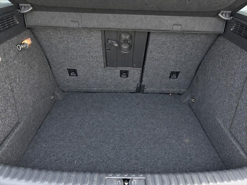 Volkswagen Tiguan 1,4 Tsi trend&Fun aut.klima - fotka 15 z 28