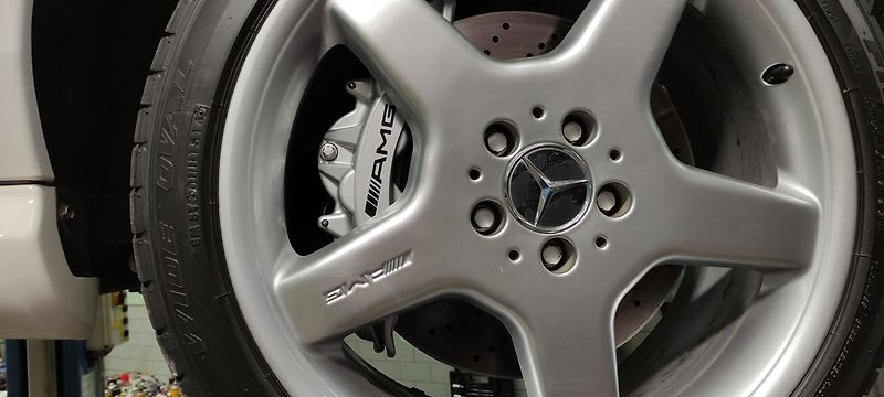 Mercedes-Benz CL (2004) 55 AMG KOMPRESSOR - fotka 22 z 25