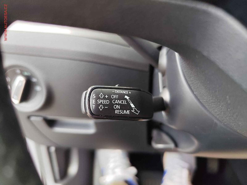 Škoda Superb (2020) 2.0TDi, ČR, DSG, LED, kamera - fotka 22 z 31
