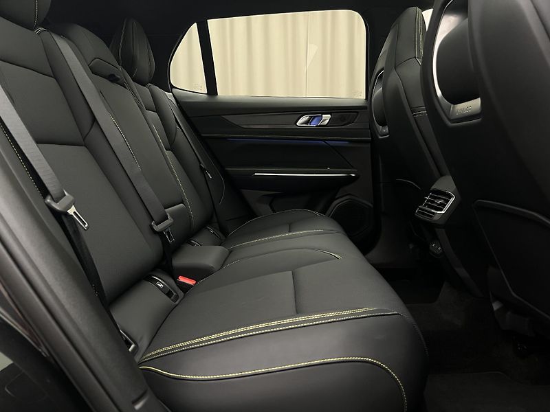 Lynk & Co 01 MORE PHEV AUT CZ 1.maj - fotka 20 z 52