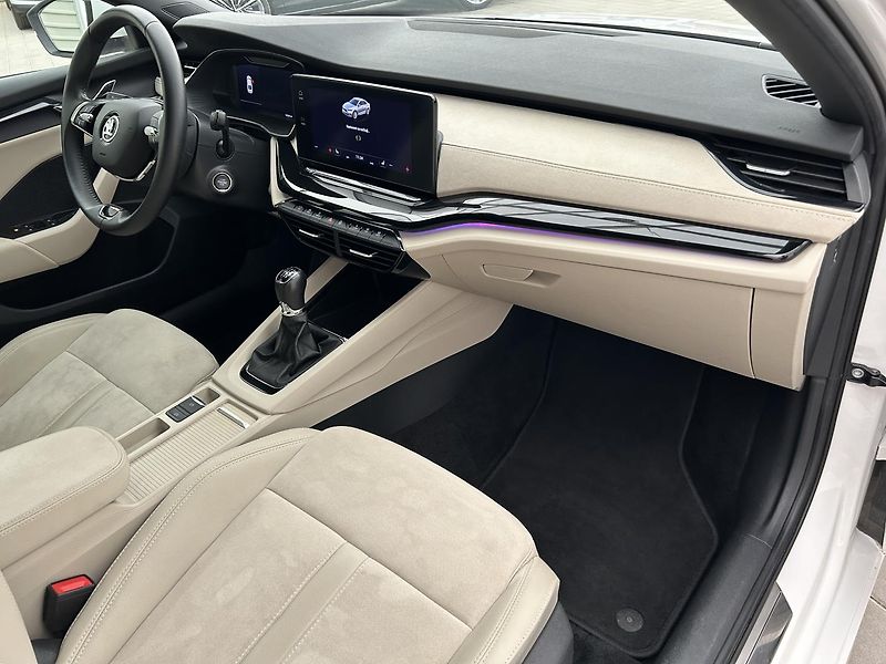 Škoda Octavia 1.0 TSI Style Plus - fotka 30 z 32