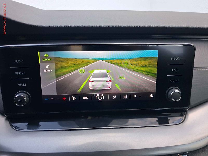 Škoda Octavia (2021) 1.5 TSi, ČR, LED, AC, temp - fotka 19 z 19