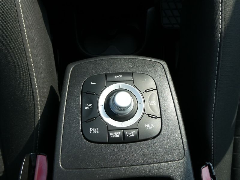 Renault Scénic 1,5 dCi 81kW Limited,AUTOMAT,n - fotka 31 z 44
