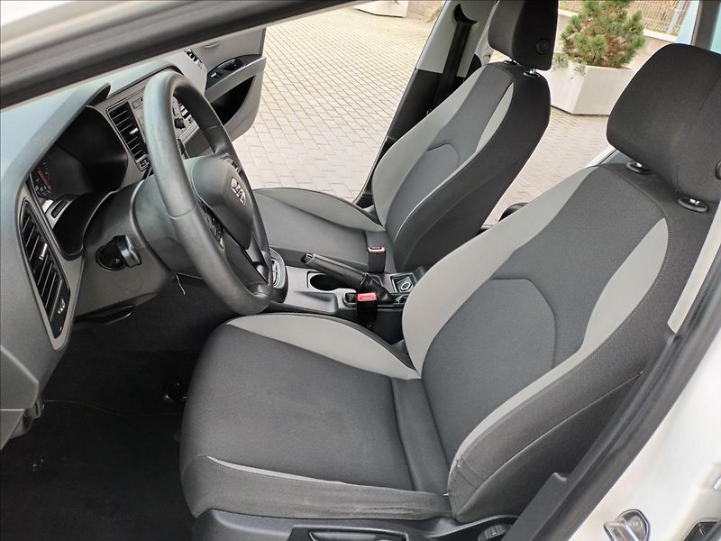 Seat Leon 1,2 TSI,77KW,SERVISKA,KLIMA, - fotka 15 z 41
