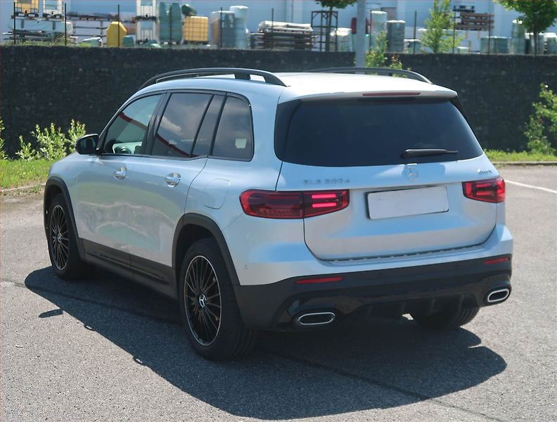 Mercedes-Benz GLB (2024) 200 d 4MATIC - fotka 4 z 14