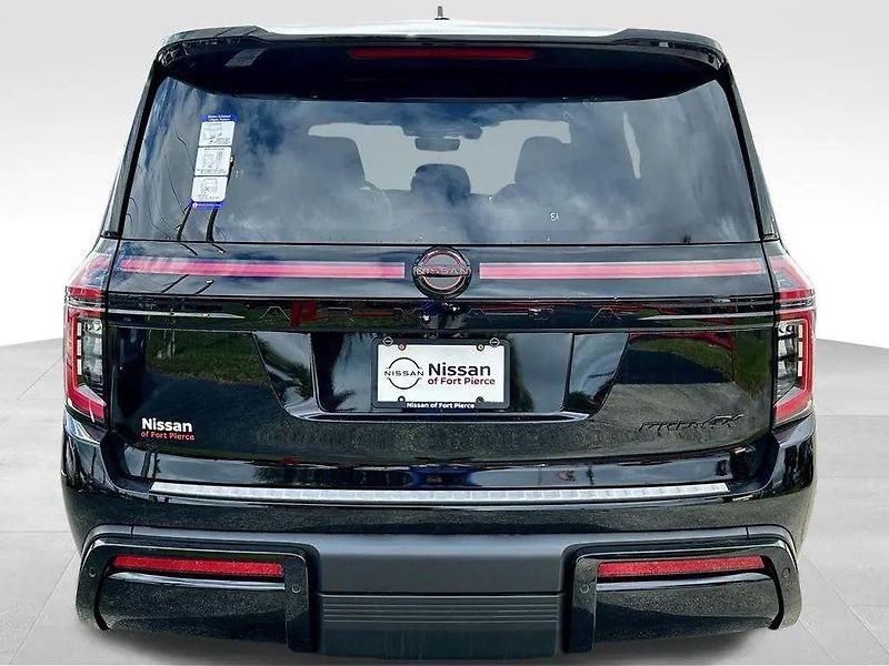 Nissan Armada (2025) PRO - 4X, MY 2026 - fotka 4 z 12