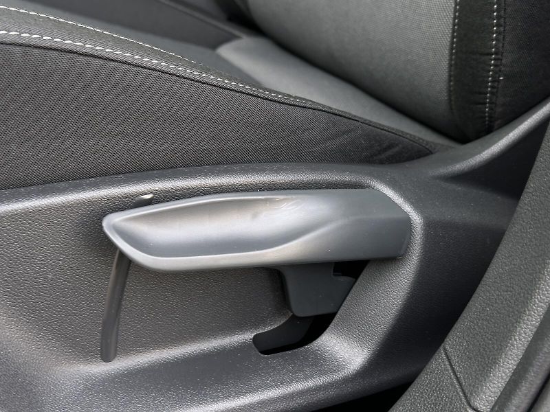 Škoda Fabia 1.0TSi 95PS LED V.Cockpit 2Z.C - fotka 14 z 40