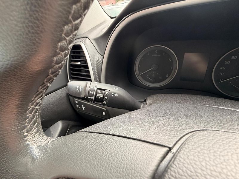 Hyundai Tucson 1.6-1MAJ-TOP STAV-PRAV.SERVIS - fotka 18 z 35