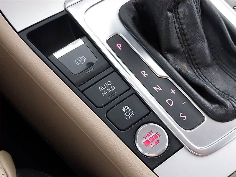 Volkswagen CC (2012) Highline 2.0 TDI, Automat - fotka 20 z 22