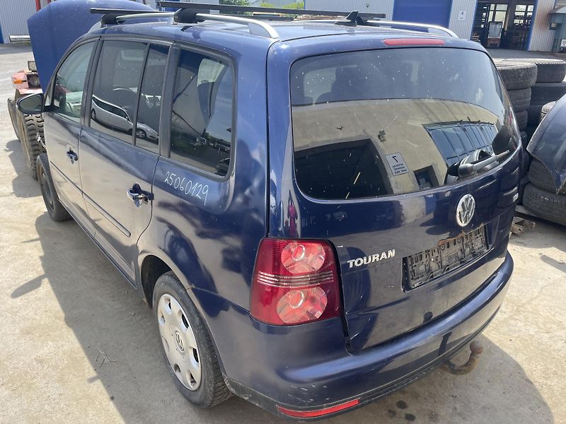 Volkswagen Touran 1.4tsi 103kw NÁHRADNÍ DÍLY - fotka 10 z 14