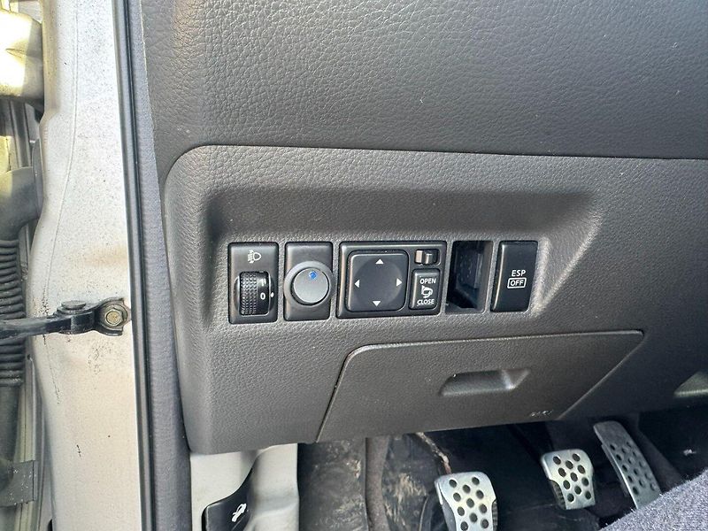 Nissan X-Trail (2007) 4X4 2,2D 100 KW ROZVODY TAŽNÉ - fotka 23 z 42